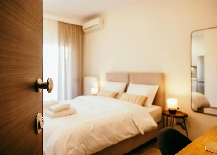 Cozy Housenest Serres